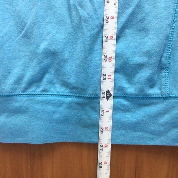 Woman’s Nike Light Blue Crewneck Sweatshirt Cotton Polyester Blend Size Large - Picture 8 of 8